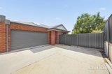 https://images.listonce.com.au/custom/160x/listings/3712-eureka-street-ballarat-east-vic-3350/040/01836040_img_07.jpg?U95lnuPwnBA