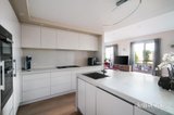https://images.listonce.com.au/custom/160x/listings/3715-river-boulevard-richmond-vic-3121/941/01902941_img_05.jpg?nYWIFd8AdLo