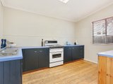 https://images.listonce.com.au/custom/160x/listings/373-shannon-avenue-newtown-vic-3220/479/01699479_img_04.jpg?Hla-Jzxmwqw