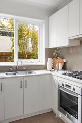 https://images.listonce.com.au/custom/160x/listings/374-marshall-street-ivanhoe-vic-3079/082/01934082_img_04.jpg?wiRblPMHg6Y
