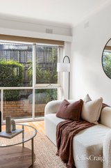 https://images.listonce.com.au/custom/160x/listings/374-marshall-street-ivanhoe-vic-3079/082/01934082_img_06.jpg?RT55W7PbQvo