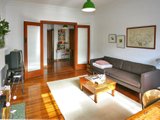 https://images.listonce.com.au/custom/160x/listings/374-mitford-street-elwood-vic-3184/865/01793865_img_06.jpg?cR43-0rlePQ