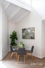 https://images.listonce.com.au/custom/160x/listings/378-franklin-street-eltham-vic-3095/311/01814311_img_05.jpg?ZkX5u54iFZc