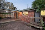 https://images.listonce.com.au/custom/160x/listings/378-franklin-street-eltham-vic-3095/311/01814311_img_13.jpg?DY4kCdpspYA