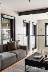 https://images.listonce.com.au/custom/160x/listings/379-oxford-street-collingwood-vic-3066/099/01817099_img_04.jpg?8ffc9GwMcOw