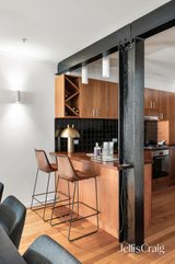 https://images.listonce.com.au/custom/160x/listings/379-oxford-street-collingwood-vic-3066/099/01817099_img_09.jpg?_iq94H4Wa_A