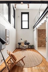 https://images.listonce.com.au/custom/160x/listings/379-oxford-street-collingwood-vic-3066/099/01817099_img_13.jpg?hJ5J8-4Hpg4