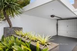 https://images.listonce.com.au/custom/160x/listings/379-richmond-terrace-richmond-vic-3121/766/01170766_img_22.jpg?rbl_qebkd8k