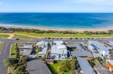 https://images.listonce.com.au/custom/160x/listings/379-the-esplanade-torquay-vic-3228/013/01752013_img_18.jpg?TujsNxs9PYk