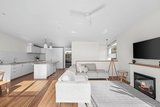 https://images.listonce.com.au/custom/160x/listings/379-the-esplanade-torquay-vic-3228/991/01818991_img_12.jpg?2AEVginz_SE