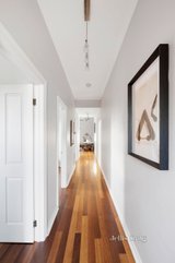 https://images.listonce.com.au/custom/160x/listings/37a-beavers-road-northcote-vic-3070/552/01395552_img_11.jpg?CVjLeYMjWq8