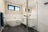 https://images.listonce.com.au/custom/160x/listings/37a-milleara-road-keilor-east-vic-3033/595/01072595_img_05.jpg?X1ft0XdUvik