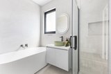 https://images.listonce.com.au/custom/160x/listings/37b-deakin-street-bentleigh-east-vic-3165/593/01931593_img_05.jpg?zLlJJUTFvjw