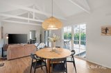 https://images.listonce.com.au/custom/160x/listings/38-40-ennismore-crescent-park-orchards-vic-3114/136/01901136_img_08.jpg?jqc7f7B57eA