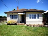 https://images.listonce.com.au/custom/160x/listings/38-alfred-street-redan-vic-3350/904/01575904_img_01.jpg?EuPvEb129sc