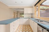 https://images.listonce.com.au/custom/160x/listings/38-allendale-road-croydon-vic-3136/124/01976124_img_03.jpg?4QOKagyleV8