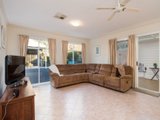 https://images.listonce.com.au/custom/160x/listings/38-alwyn-street-croydon-vic-3136/170/01524170_img_08.jpg?ox6Z7pcVF0c