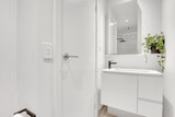 https://images.listonce.com.au/custom/160x/listings/38-amelia-street-brunswick-vic-3056/604/01974604_img_02.jpg?04vMQsxe9bs