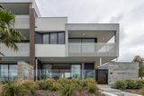 https://images.listonce.com.au/custom/160x/listings/38-anchor-place-safety-beach-vic-3936/123/01913123_img_25.jpg?MclkrguDS44