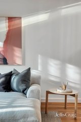 https://images.listonce.com.au/custom/160x/listings/38-barry-street-brunswick-vic-3056/530/01820530_img_22.jpg?uIP8F_GLwiE