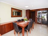https://images.listonce.com.au/custom/160x/listings/38-barwon-boulevard-highton-vic-3216/993/01698993_img_08.jpg?aa6TxunOPgY