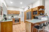 https://images.listonce.com.au/custom/160x/listings/38-bennett-avenue-mount-waverley-vic-3149/259/01809259_img_03.jpg?xNURu9XnNAU
