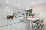 https://images.listonce.com.au/custom/160x/listings/38-bolwarra-street-chadstone-vic-3148/915/01190915_img_03.jpg?-njh447eC4M