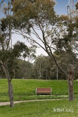 https://images.listonce.com.au/custom/160x/listings/38-brickworks-drive-brunswick-vic-3056/711/01985711_img_14.jpg?ZeHjdFPZ2FA