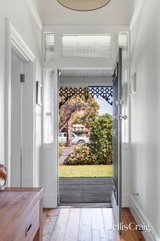 https://images.listonce.com.au/custom/160x/listings/38-daly-street-brunswick-west-vic-3055/449/01988449_img_08.jpg?biEVui4TGvc