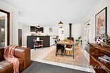 https://images.listonce.com.au/custom/160x/listings/38-east-street-daylesford-vic-3460/410/01947410_img_05.jpg?gJm9UIskmr8