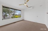 https://images.listonce.com.au/custom/160x/listings/38-green-gully-road-keilor-vic-3036/770/01933770_img_06.jpg?riL2xfQJNss