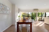 https://images.listonce.com.au/custom/160x/listings/38-heads-road-donvale-vic-3111/299/00892299_img_05.jpg?A0nvvjcBm0U