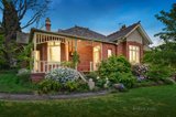 https://images.listonce.com.au/custom/160x/listings/38-hopetoun-avenue-canterbury-vic-3126/009/00574009_img_02.jpg?Zkk4CXU0buY