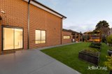 https://images.listonce.com.au/custom/160x/listings/38-ian-grove-mount-waverley-vic-3149/118/01975118_img_21.jpg?RMAq6DGHtXY