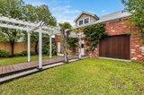 https://images.listonce.com.au/custom/160x/listings/38-johnston-street-newport-vic-3015/364/01611364_img_21.jpg?FPk93mHdrqY