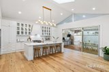 https://images.listonce.com.au/custom/160x/listings/38-kingfisher-drive-diamond-creek-vic-3089/622/01931622_img_03.jpg?QAN-5kJSb4E