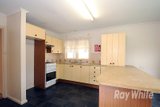 https://images.listonce.com.au/custom/160x/listings/38-kinnoull-grove-glen-waverley-vic-3150/220/01681220_img_05.jpg?VC0PQN7NN5I