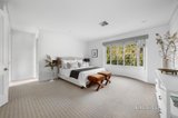 https://images.listonce.com.au/custom/160x/listings/38-kooyongkoot-road-hawthorn-vic-3122/735/01643735_img_13.jpg?1H0iPmYMKXU