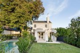 https://images.listonce.com.au/custom/160x/listings/38-kooyongkoot-road-hawthorn-vic-3122/735/01643735_img_25.jpg?OEoAYGTcJUo