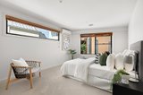 https://images.listonce.com.au/custom/160x/listings/38-little-curran-street-north-melbourne-vic-3051/227/01492227_img_09.jpg?8-mAxhoBoOM