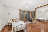 https://images.listonce.com.au/custom/160x/listings/38-oakpark-drive-chadstone-vic-3148/761/01430761_img_09.jpg?_IBxirF138k