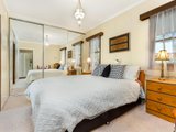 https://images.listonce.com.au/custom/160x/listings/38-reef-street-maldon-vic-3463/409/00933409_img_10.jpg?Gs50uVTl40g