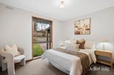 https://images.listonce.com.au/custom/160x/listings/38-roseman-road-chirnside-park-vic-3116/475/01976475_img_11.jpg?R4kaHlc7c4A