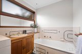 https://images.listonce.com.au/custom/160x/listings/38-roseman-road-chirnside-park-vic-3116/475/01976475_img_12.jpg?R6hvKuClmTk
