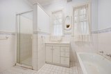 https://images.listonce.com.au/custom/160x/listings/38-saxton-street-box-hill-north-vic-3129/004/01743004_img_04.jpg?ysP3RnJpsds