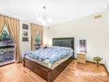 https://images.listonce.com.au/custom/160x/listings/38-shadowplay-road-mooroolbark-vic-3138/890/01525890_img_07.jpg?91VZZtm2KAQ