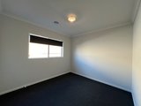 https://images.listonce.com.au/custom/160x/listings/38-sittela-street-mount-duneed-vic-3217/782/01646782_img_10.jpg?5lLavlbDukU