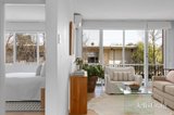https://images.listonce.com.au/custom/160x/listings/38-st-james-road-armadale-vic-3143/020/01797020_img_04.jpg?yW4TLydEL3c