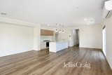 https://images.listonce.com.au/custom/160x/listings/38-sussex-street-seaholme-vic-3018/439/01818439_img_04.jpg?0N_rUgKmEXM