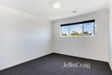 https://images.listonce.com.au/custom/160x/listings/38-sussex-street-seaholme-vic-3018/439/01818439_img_06.jpg?J40lD4K_ktI